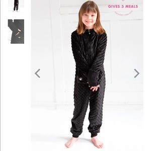 Limeapple bubble onesie kids size 7/8